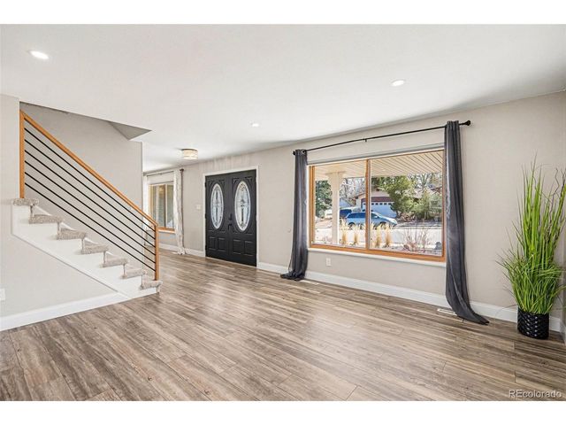 6939 S Syracuse Ct, Centennial, CO 80112