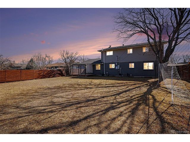 6939 S Syracuse Ct, Centennial, CO 80112