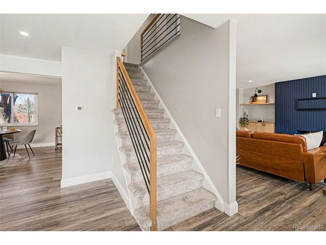 6939 S Syracuse Ct, Centennial, CO 80112