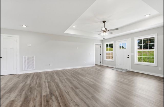 118 Brush Creek Circle, Brush Creek, TN 38547