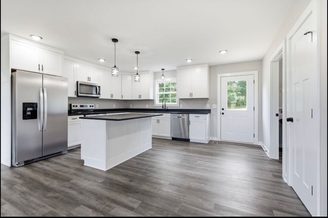 118 Brush Creek Circle, Brush Creek, TN 38547