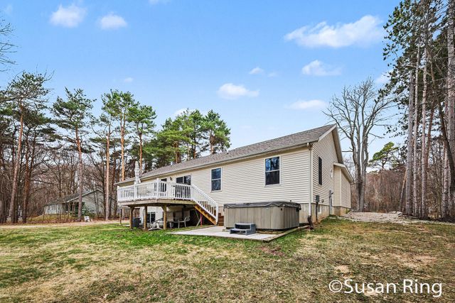 1004 Tibalew Drive Nw, Algoma Twp, MI 49345