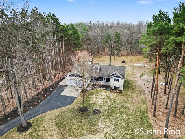 1004 Tibalew Drive Nw, Algoma Twp, MI 49345