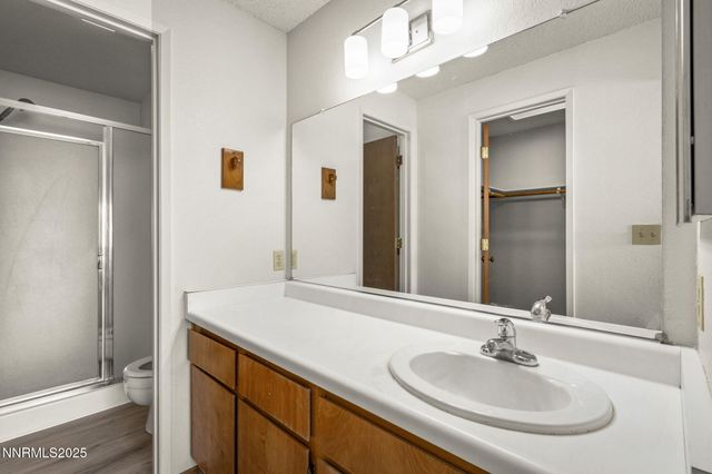 1675 Round Mountain Circle, Sparks, NV 89434