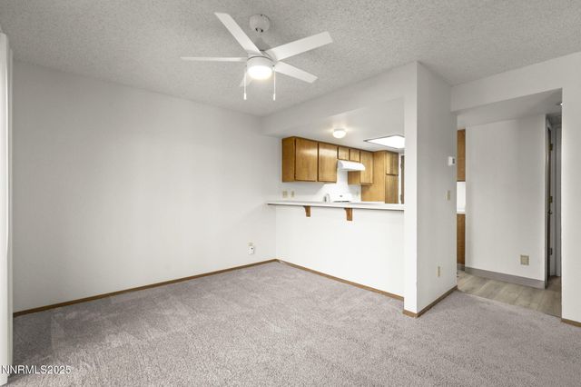 1675 Round Mountain Circle, Sparks, NV 89434