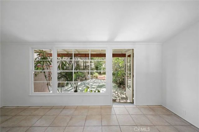2310 Poinsettia, Santa Ana, CA 92706