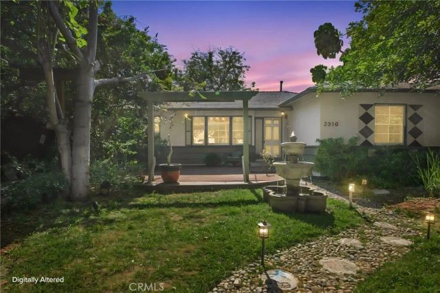 2310 Poinsettia, Santa Ana, CA 92706