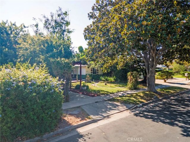 2310 Poinsettia, Santa Ana, CA 92706