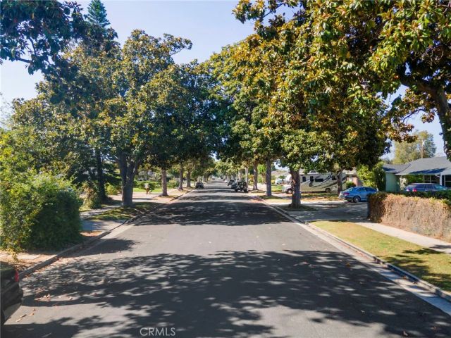 2310 Poinsettia, Santa Ana, CA 92706