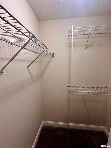 2017 Cory Drive, Springfield, IL 62702