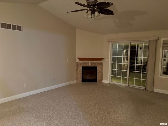 2017 Cory Drive, Springfield, IL 62702