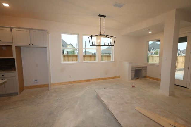 12346 Sweet Gum Drive, Mont Belvieu, TX 77523