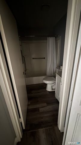 50 Greenhouse Road 33C, Bridgeport, CT 06606