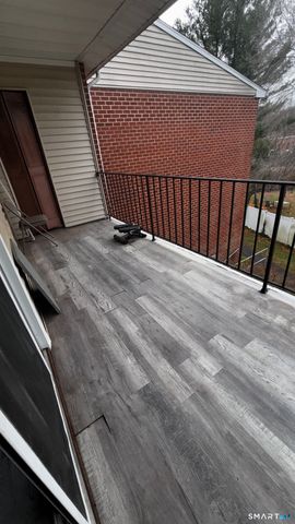 50 Greenhouse Road 33C, Bridgeport, CT 06606