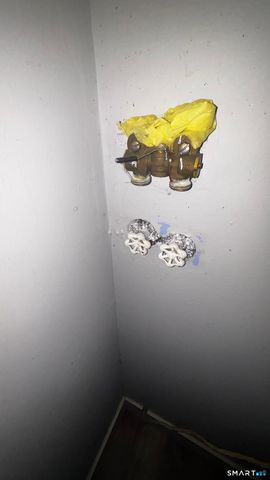 50 Greenhouse Road 33C, Bridgeport, CT 06606