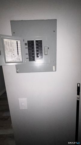 50 Greenhouse Road 33C, Bridgeport, CT 06606