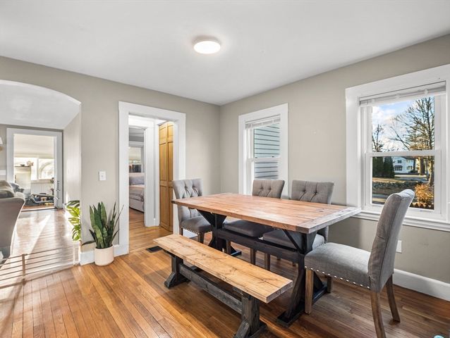 20 Byrne Ave, Westford, MA 01886