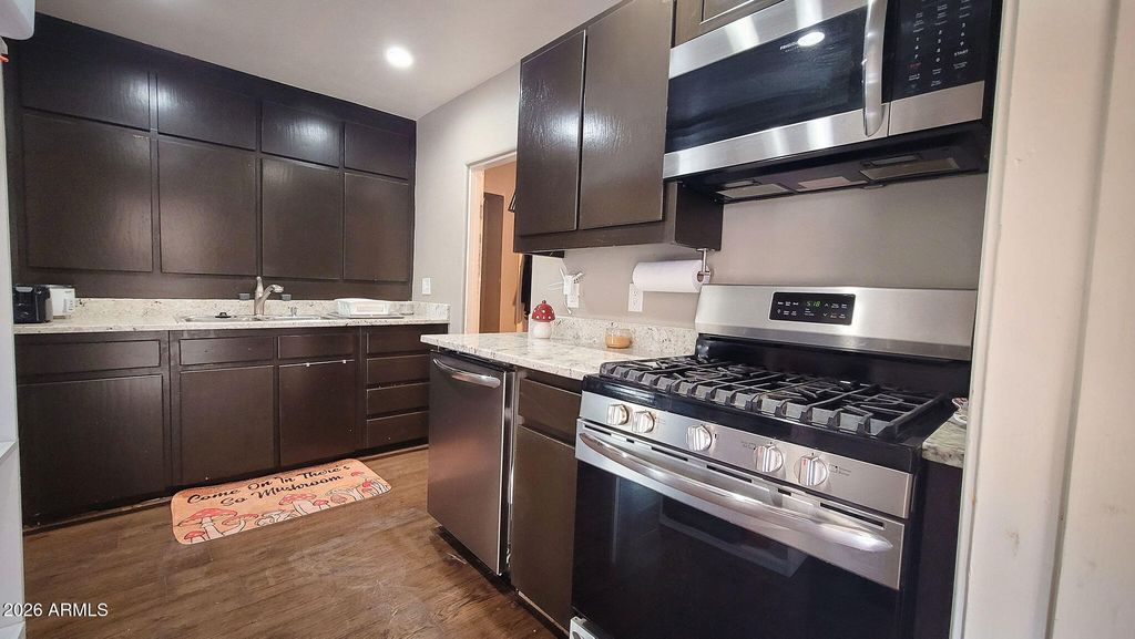 Image 13 of property listing at 1206 S 3rd Avenue, Safford, AZ 85546