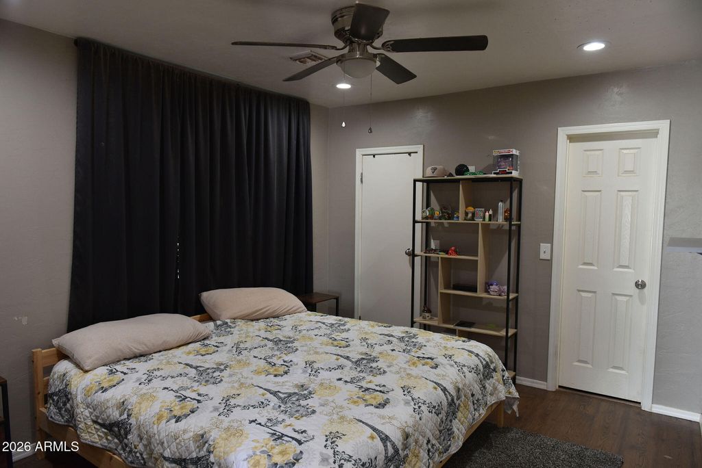 Image 8 of property listing at 1206 S 3rd Avenue, Safford, AZ 85546