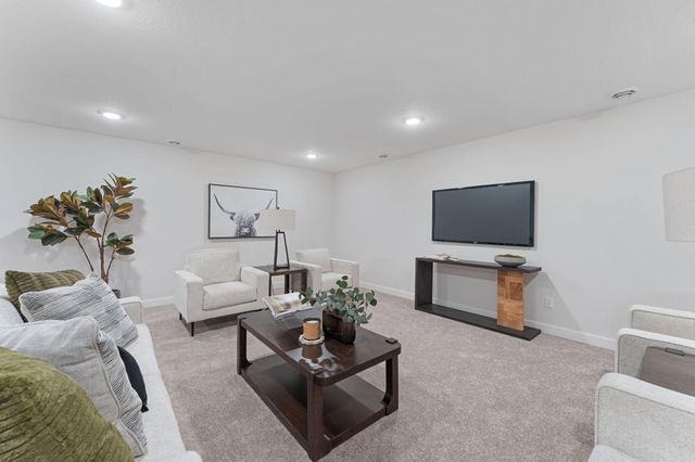 1124 Marlene Avenue, River Falls, WI 54022