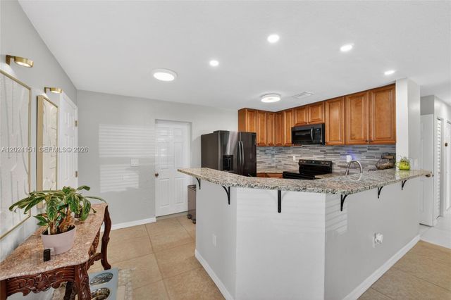 4311 SW 24th St, Fort Lauderdale, FL 33317