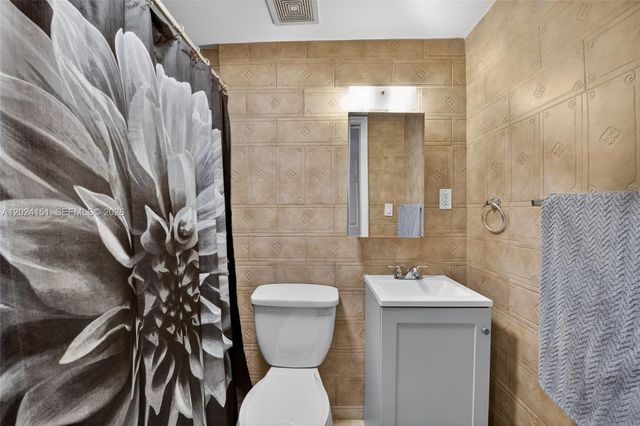 4311 SW 24th St, Fort Lauderdale, FL 33317