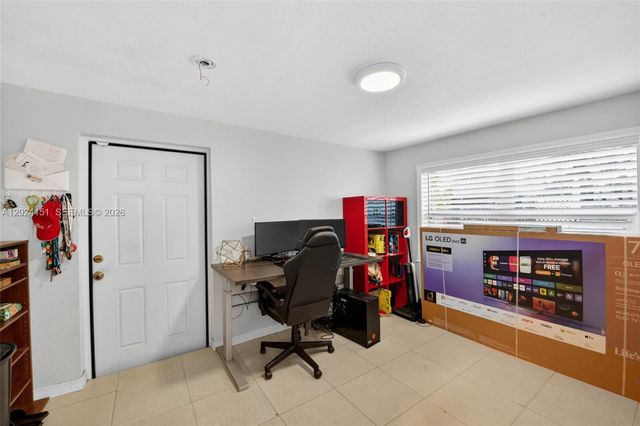 4311 SW 24th St, Fort Lauderdale, FL 33317