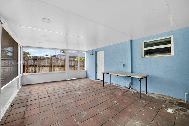 4311 SW 24th St, Fort Lauderdale, FL 33317