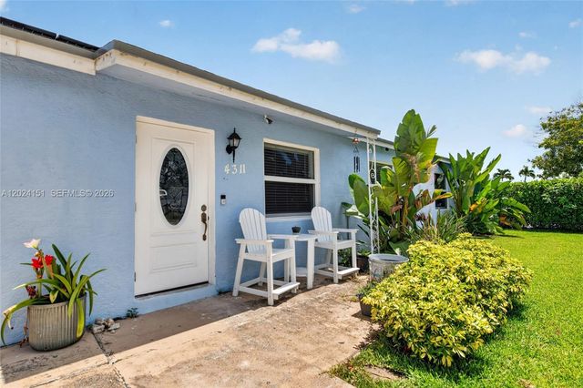 4311 SW 24th St, Fort Lauderdale, FL 33317