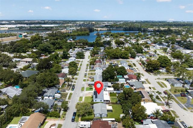 4311 SW 24th St, Fort Lauderdale, FL 33317