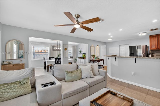 4311 SW 24th St, Fort Lauderdale, FL 33317
