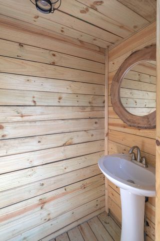 1482 N Planters Drive, Laurel Hill, FL 32567