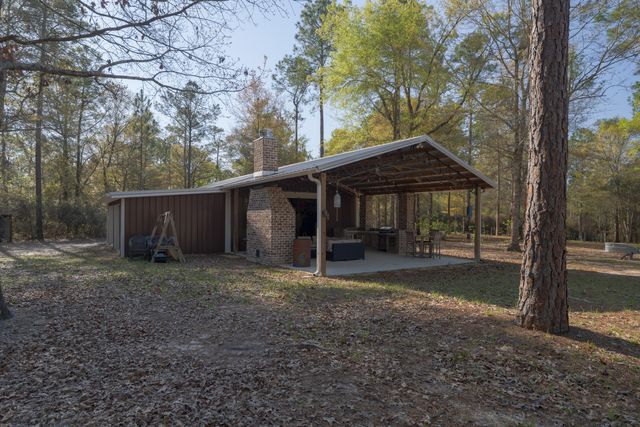 1482 N Planters Drive, Laurel Hill, FL 32567