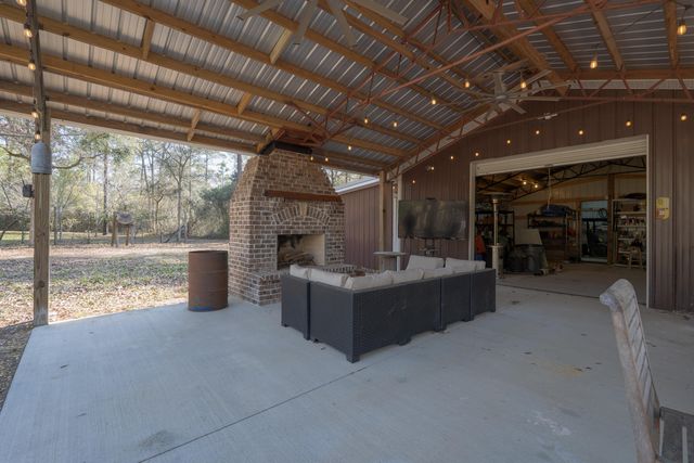 1482 N Planters Drive, Laurel Hill, FL 32567