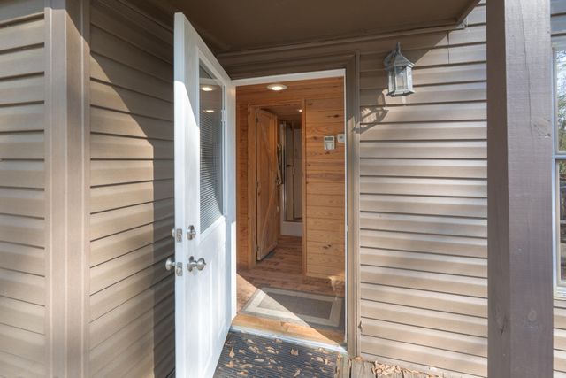 1482 N Planters Drive, Laurel Hill, FL 32567