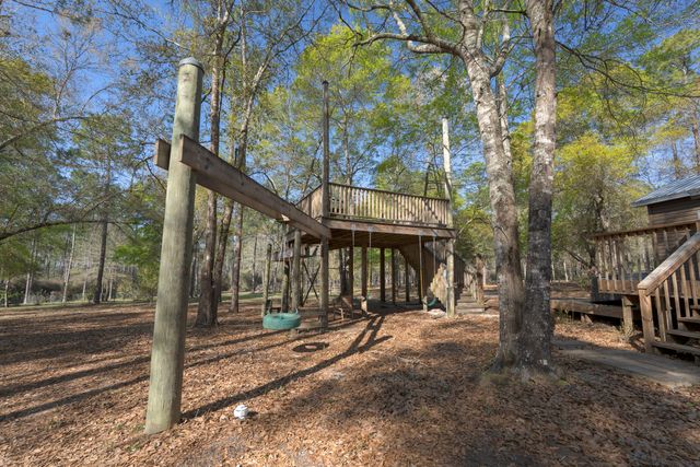 1482 N Planters Drive, Laurel Hill, FL 32567