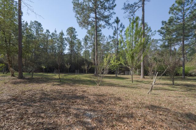 1482 N Planters Drive, Laurel Hill, FL 32567