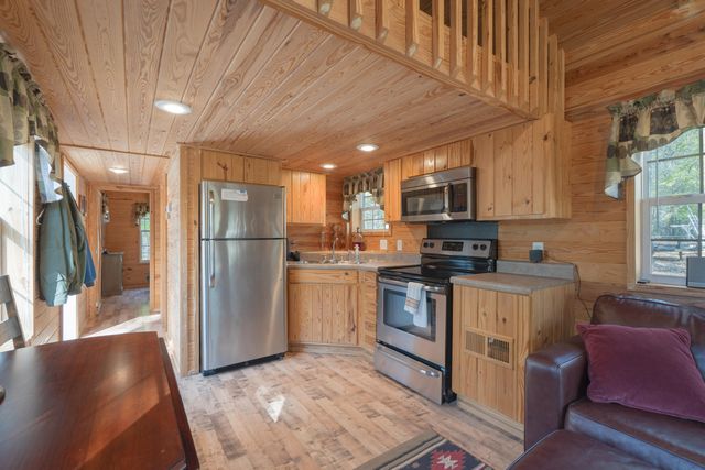 1482 N Planters Drive, Laurel Hill, FL 32567