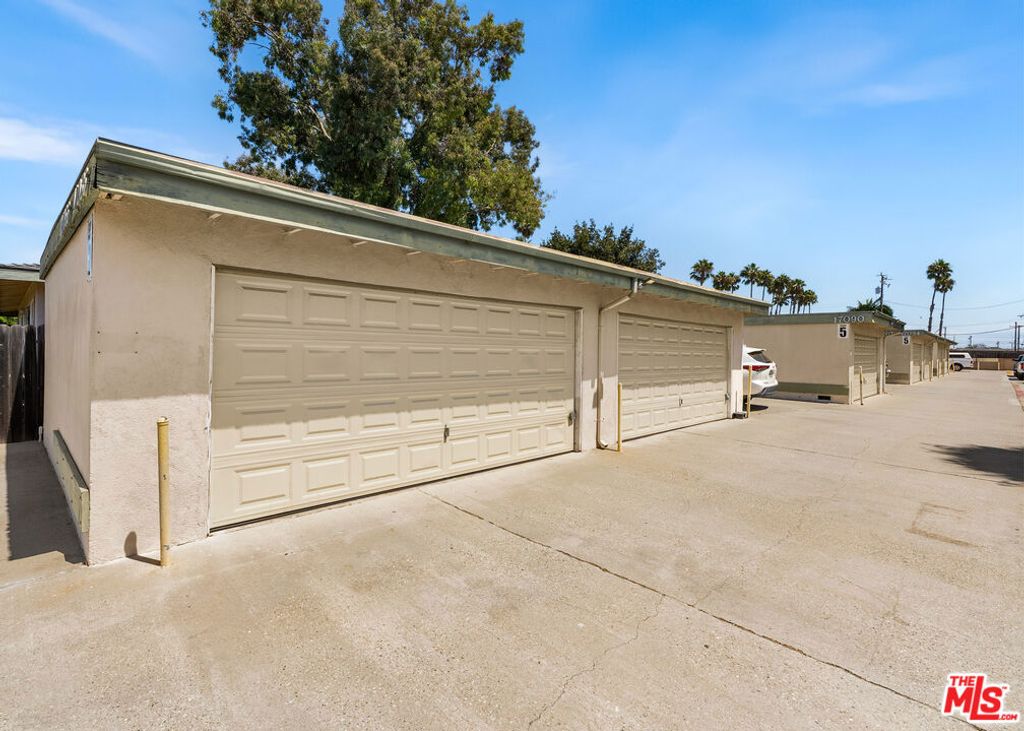 17062 B Lane, Huntington Beach, CA 92647 — photo 5