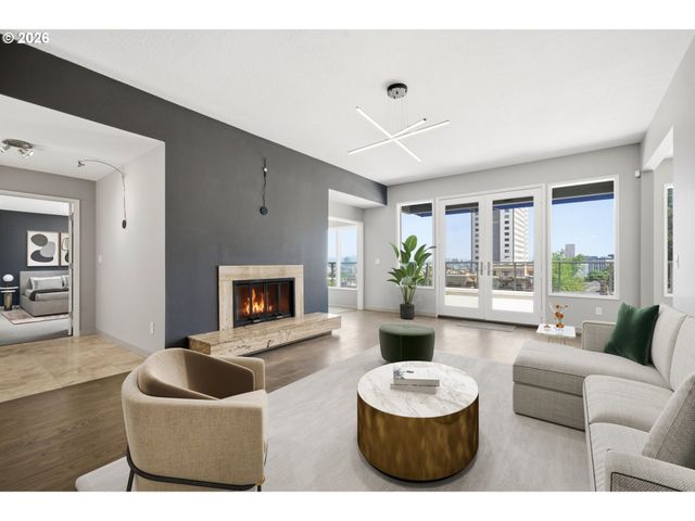 2330 Sw CACTUS Dr, Portland, OR 97205