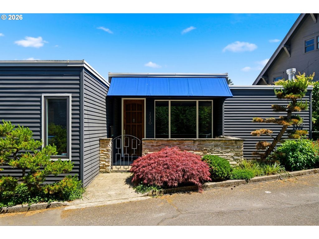 2330 Sw CACTUS Dr, Portland, OR 97205