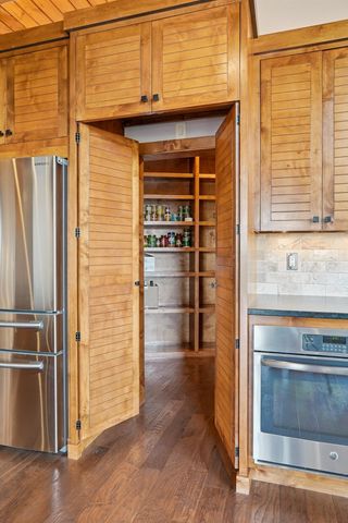 14210 N Wandermere Estates Ln, Spokane, WA 99208