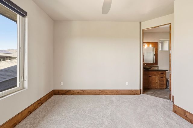 14210 N Wandermere Estates Ln, Spokane, WA 99208