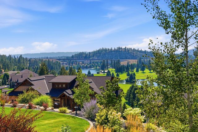 14210 N Wandermere Estates Ln, Spokane, WA 99208