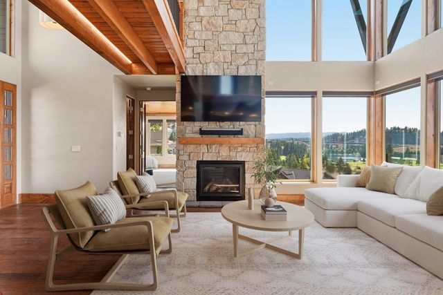 14210 N Wandermere Estates Ln, Spokane, WA 99208