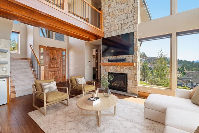 14210 N Wandermere Estates Ln, Spokane, WA 99208