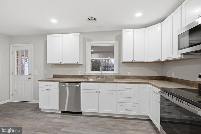 9121 MIDDLEFORD RD, Seaford, DE 19973