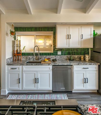 6504 Rhea Avenue, Los Angeles, CA 91335