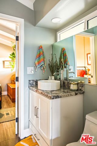 6504 Rhea Avenue, Los Angeles, CA 91335