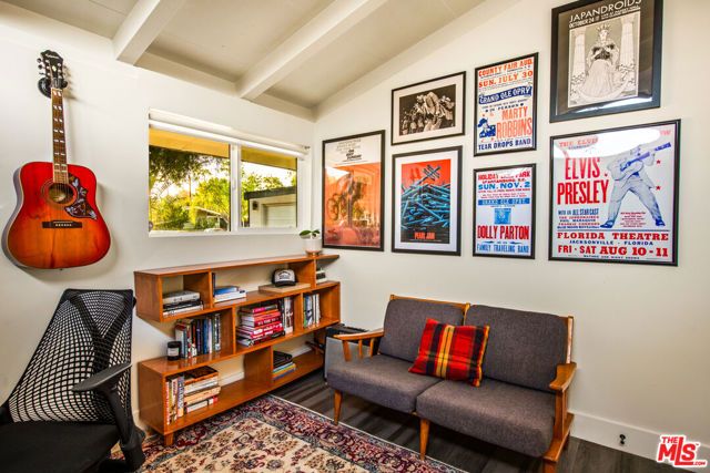 6504 Rhea Avenue, Los Angeles, CA 91335